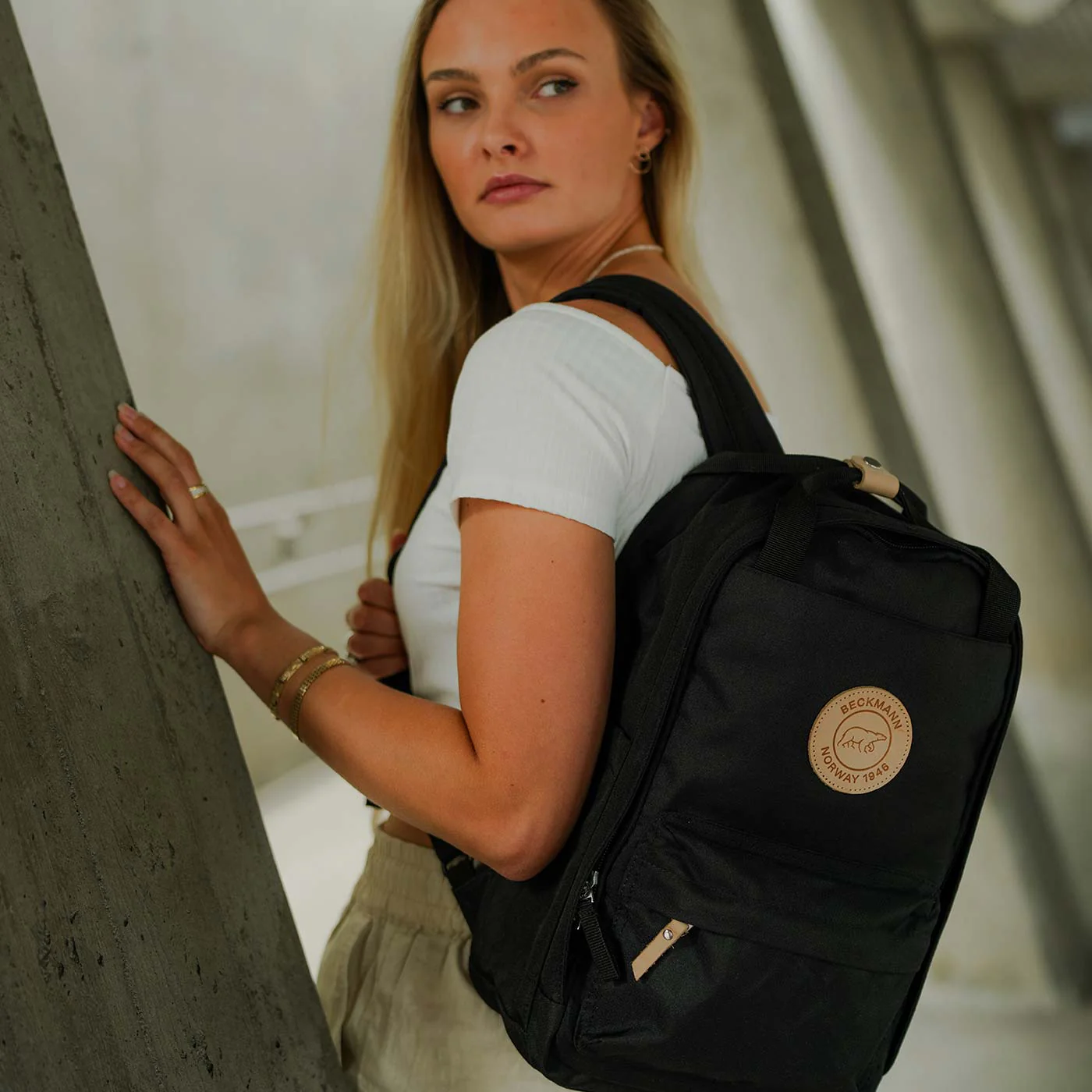 City Light, Black - Image 8